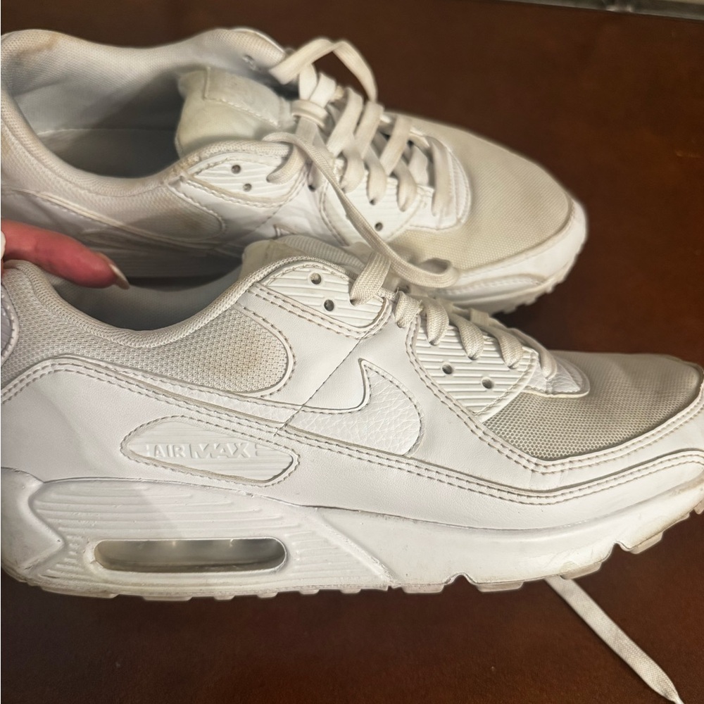 Nike Air Max 90 Women's Classic White Sneakers